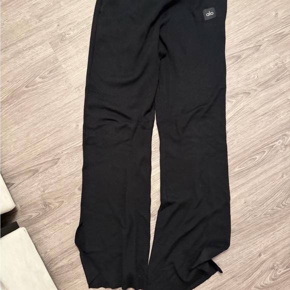Alo Black Lounge Pants High rise - Picture 2 of 5
